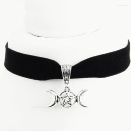 Hanger Kettingen Wicca Hekserij Drievoudige Maan Ketting Zwart Fluwelen Kraag Charm Kralen Verbinding Nek Brace Voor Vrouwen Sieraden Bijoux