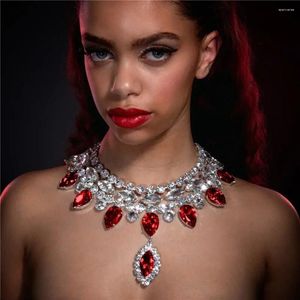 Pendentif Colliers Femme Rouge Multi Rangée Strass Goutte D'eau Collier Collier Collier Bijoux Pour Fille Luxe Cristal Clavicule Chaîne