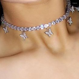 Collares pendientes Collar de mariposa de moda para mujer Cadena de clavícula acrílica Accesorios de diamantes de imitación de resina
