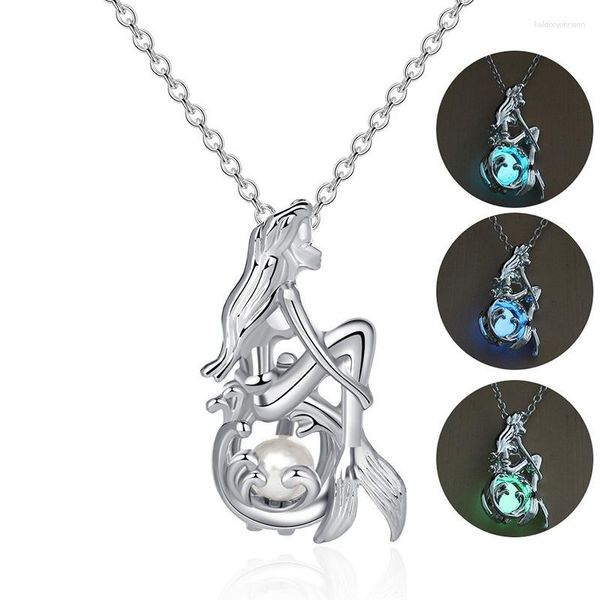 Colliers pendants Les femmes brillent dans le collier foncé sirène sirène Luminal Stone Neklace pour fille créative de la chaîne de mode bijoux