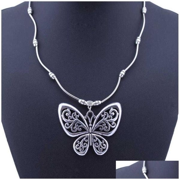 Collares pendientes para mujer Hollow Butterfly Tibetan Sier Gstqn013 Regalo de moda Estilo nacional Mujeres Diy Collar Colgantes Drop Deliver Dhvjc