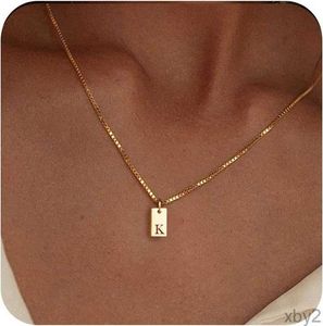 Hangertjeskettingen Dames initiële ketting 14K vergulde letterketting Prachtige gouden naamketting Gepersonaliseerde initiële label hanger ketting Mode goud J