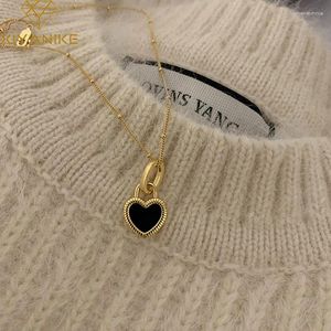 Colliers pendants Xiyanike Collier de coeur double face vintage pour femmes Girl Girl Cavicle Chain Choker Fashion Trendy Jewelry Gift Party