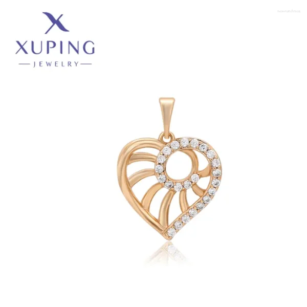 Collares colgantes Xuping Jewelry Fashion Exquisito Heart Shape Color de color oro para mujeres Regalos de fiesta de Navidad X000689436