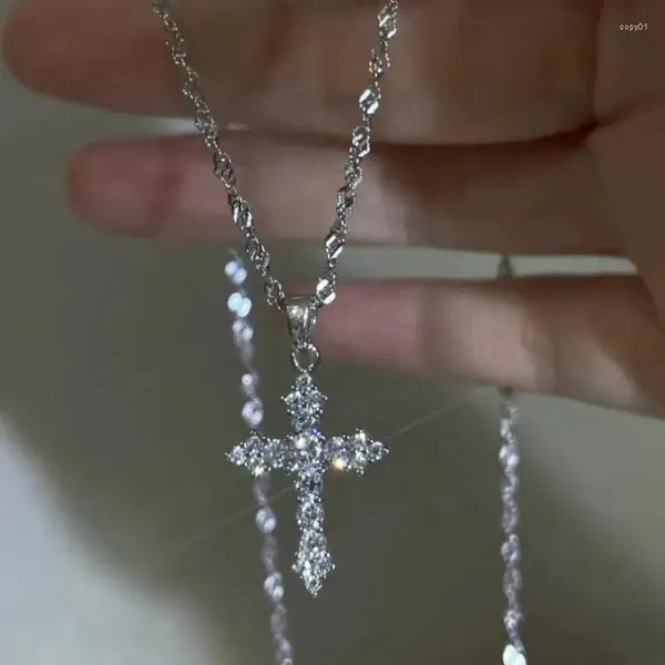 Pendentif Colliers Y2K Punk Crystal Cross pour femmes filles gothique chaîne de clavicule irrégulière bijoux esthétiques