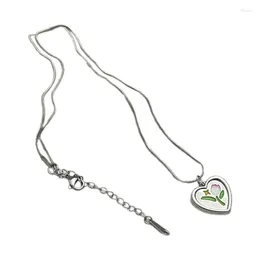 Pendentif Colliers Y4QE Chaîne de clavicule pour femmes filles amour en forme de collier tulipes charme coeur tour de cou réglable bijoux de clavicule