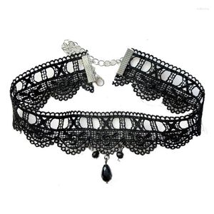 Pendentif Colliers YiYaoFa fait à la main dentelle collier ras du cou pour femmes accessoires faux collier multi couche dame gothique fête bijoux GN-154