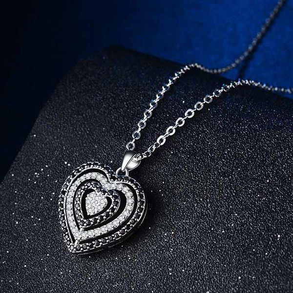 Collares colgantes YPAY 2023 Negro Blanco CZ Piedras Forma de corazón Collar colgante Vestido de noche Accesorios Diseño versátil Mujeres de moda Judío