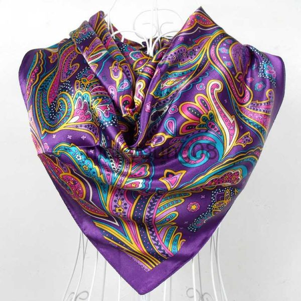 Pendentif Echarpes Printemps et Automne Femme Satin Écharpe Grand Foulards Carrés Hijabs Imprimé Femmes Écharpe Violet Polyester Écharpe En Soie Châle 90 * 90 cm x0904