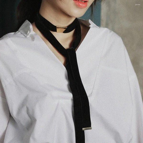 Pendentifs 2024-vente noire longue chaîne de pull à la mode gracieuse femmes en métal Type d'écharpe collier mode tendance Kolye accessoires