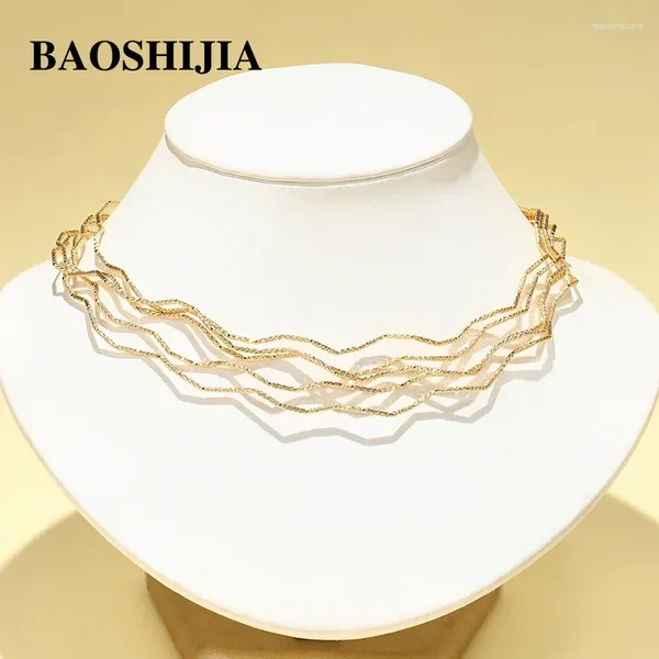 Pendentifs BAOSHIJIA Filigree Solide 18K Collier en or jaune Couples Ondulation Bijoux Dames Unique Mariage Luxueux 3.2gram