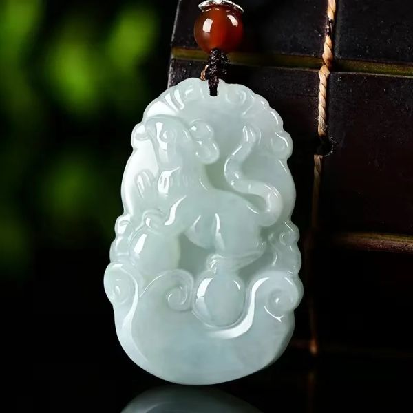 Pendants Birmanse Jade Chinois Zodiaque Pendant Charme Bijoux Jadeite Pendants blancs Collier naturel Amulets Men Homme Cadeaux pour femmes