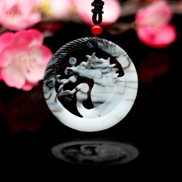 Colgantes chinos naturales negros blancos jade collar colgante duplicado hollow hollow tallado folleto joyas de amuleto regalos hombres mujeres