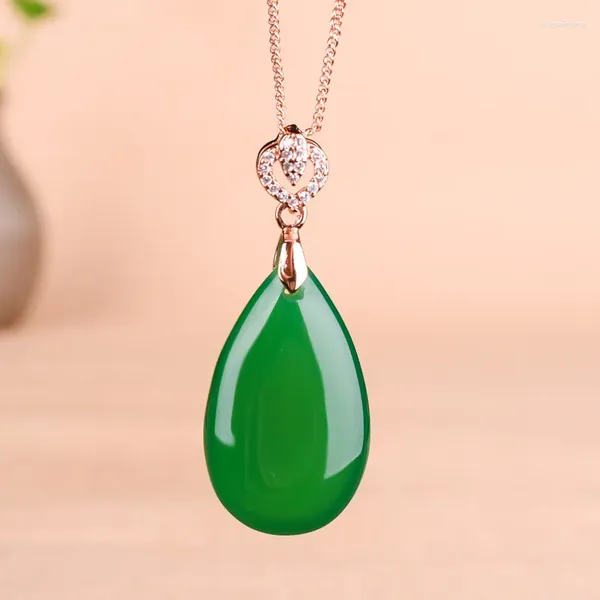 Pendentifs Chinois naturel Jade calcédoine sculpté à la main dégoulinant pendentif mode Boutique bijoux 925 argent incrusté dame collier