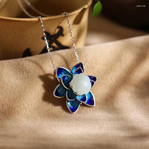 Pendentifs Design classique 925 argent naturel Hetian blanc Jade émail bleu fleur de Lotus collier pendentif Style frais bijoux pour les femmes