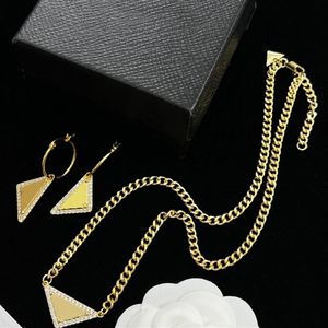 Colgantes Collar de diseñador para mujer Diseñadores Pendientes de oro para mujer Pendientes de lujo Pendientes de lujo Cadenas Conjuntos Marca Jewelrys222f