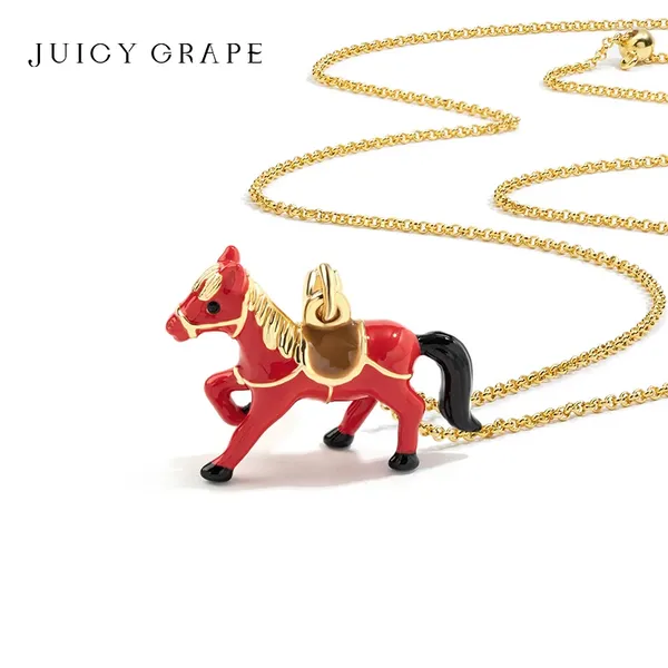 Colgantes JUICY UVA Caballo Rojo Collar Colgante Suéter Cadena Llavero Chapado En Oro De 18 Quilates Esmalte Hecho A Mano Regalo Delicado Para Amigos