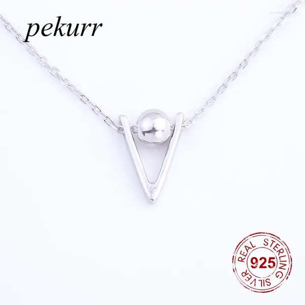 Pendants Pekurr 925 Sterling Silver V Letter Round Smalls Perles Colliers pour femmes Géométriques Génières