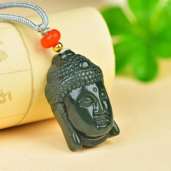 Pendentifs Envoyer un certificat naturel vert Hetian Jade tête de bouddha pendentif avec corde chaîne charmes collier hommes femmes Feng Shui chanceux amulette