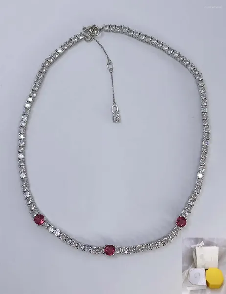Colgantes Collar de joyería de moda y de moda Piedra preciosa cuadrada roja brillante Temperamento de mujer Regalo generoso
