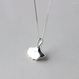 Pendentifs en gros réels. 925 bijoux en argent Sterling Gingko Ginkgo feuille pendentif collier boîte chaîne amitié cadeau C-D0617