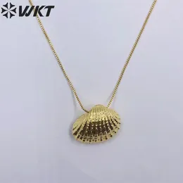 Pendants WT-JN235 WKT 2024 Fashion Style Scallop Shell avec Or Full Fipped Exquisit Ladies 'Collier attrayant 18 pouces chaîne