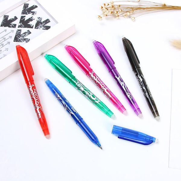 Stylos 40 pcs / lot Gel effacable stylo mignon encre colorée 0,5 mm Signature Signature Bureau scolaire Bureau d'écriture Gift promotionnel