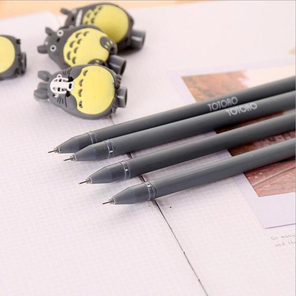 Stylos 50pcs / lots kawaii dessin animé totoro gel stylos mignon animal 0,5 mm gel encre stylo étudiant scolaire papeterie de bureau cadeau de bureau