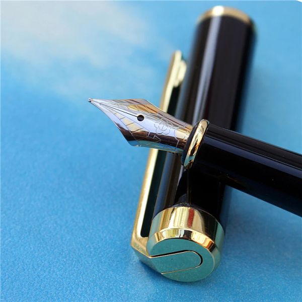 Bolígrafos Fuente avanzada Pen Lena Texto de Tallado Free F Gran Nib Golden Hard Pen clip