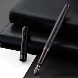 Pens Hero A11 Black Forest Metal Fountain Pen Titanium Extra Fine Nib Excellent élèves écrivant Gift Stationery School SuppliesPen