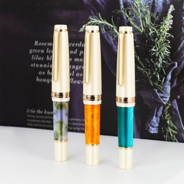 Bolígrafos Hot Jinhao 82 Mini Fuente de bolsillo portátil Pen acrílico Lindo escritura de tinta Penses para estudiantes de negocios Suministros escolares de caligrafía