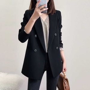 PEONFLY Mode Femmes Noir Blazer À Manches Longues Poche Double Boutonnage Bureau Dames Manteau Femme Rétro Tops Automne 210930