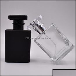 Per fles draagbaar navulbaar per spray 50 ml lege injectieflacons zwart helder met pompsproeier mistverstuiver Rrd3044 druppellevering Dh5Nv