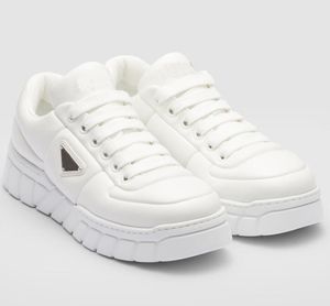 Parfait Marque Rembourré Hommes Baskets Chaussures Blanc Noir En Cuir Baskets Lumière En Plein Air Baskets Hommes Casual Marche EU38-46