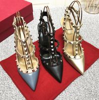 Sandales de marque pour femmes rivets pointues de chaussures de mariage à talons hauts en or noir mat authentique en cuir deux ceintures sandale de concepteur de luxe avec sac à poussière