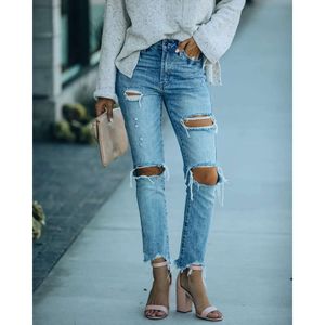 Geperforeerde 2024 Nieuwe dames jeans straat trendy gewassen slanke fit rechte been broek