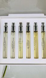 Perfume 12 ml Set 6pcs Perfagance de luxe Super cèdre fantôme Bal Dafrique Rose Gypsy Water Eau de Parfum Spray de voyage 6 en 14463470