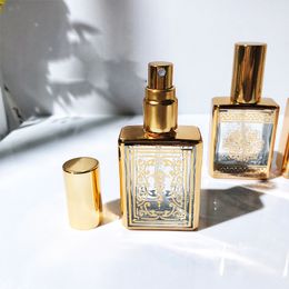 Parfumfles 15 ml mini draagbare spray verstuiver glazen buis vloeibare cosmetica container gouden alcohol spuit spuitmonster flacons