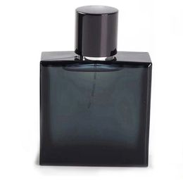 Perfume for Men Temps durable de bonne qualité Capactity à parfum élevé Eau de Parfum Spray pour l'homme 100 ml / 3.4fl.oz.