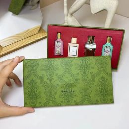 Parfum geschenkdoos 4 flesjes 5ml Mini bloemige geur met langdurige Gardenia Jasmijn EDT China voor vrouwen