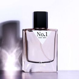 Le parfum est populaire en ligne, First Love Gulong Le parfum a un parfum durable, un parfum naturel pour les hommes
