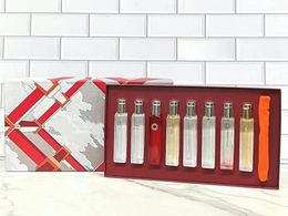 Coffret de parfum 15 ml * 8 pièces parfums costume spray EDT sprays naturels agrumes notes fruitées aromatiques 1v1odeur charmante adaptée au cadeau livraison rapide et gratuite