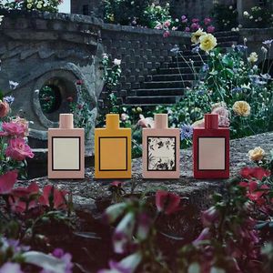 Perfumes para mujeres Fragancias de perfume 100ml 5 Modelos Notas florales Edp Spray Counter Edición y franqueo sin rápido