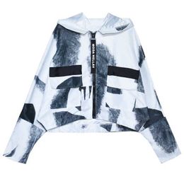 Misschien u vrouwen uitloper waterdicht Windbreaker Regenjas Hooded Bat Mouwen Lange Mouw Grijs Wit Print Pocket C0013 210529