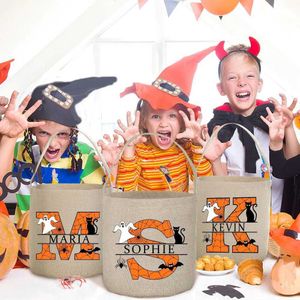 Gepersonaliseerde Trick or Treat Bag Initial met naam Candy Bucket Halloween Party Ghost Bat Tote Bags Draagbare mand Kid Gifts 220923