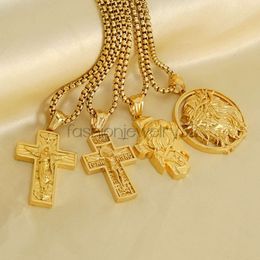 Gepersonaliseerde 18 Gold Hip Hop Bling Diamond Church Cross Maagd Maria Hanger Ketting Twist Chain voor Mannen Vrouwen Kettingen Sieraden kettingen