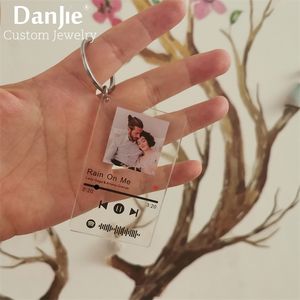 Gepersonaliseerde acryl Spotify Scan Code Music Keychain Song Singer Naam Album Cover Plaque Keyring Women Men Custom Po Gifts 220516