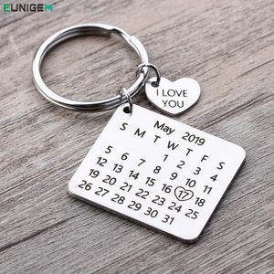 Gepersonaliseerde agenda Keychains Aangepaste gegraveerde datum Key Chain Ring Aangepast DIY Verjaardagscadeau voor vriendjes vriendinnen