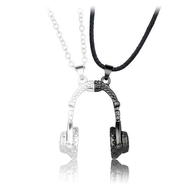 Collier de Couple avec casque créatif personnalisé, pendentif magnétique, bijoux de saint-valentin, cadeaux pour hommes et femmes