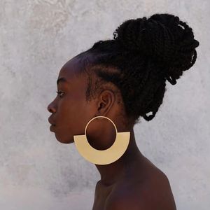 Gepersonaliseerde aangepaste grote hoepel oorbellen voor dameshalve cirkel oversized oorbellenAfrikaanse individuele canbe drop 240305